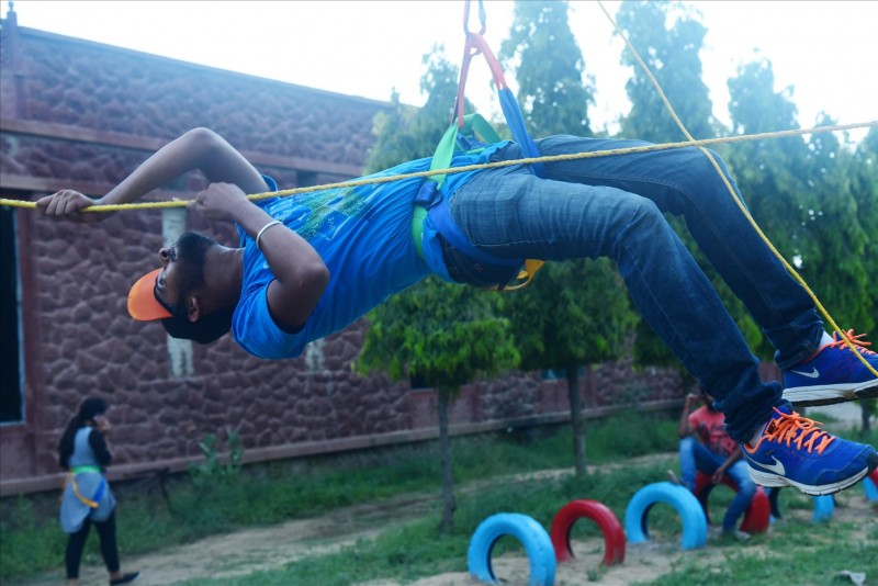 Valley Crossing (Transverse Tyrolean)